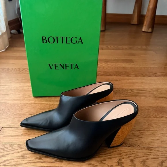 BOTTEGA VENETA Tex leather mules - Picture 2 of 10